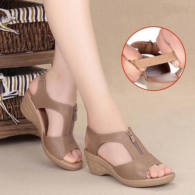 New Comfortable Soft Soled Mother's Shoes Large Slope Heel Women's Shoes Casual Sandals