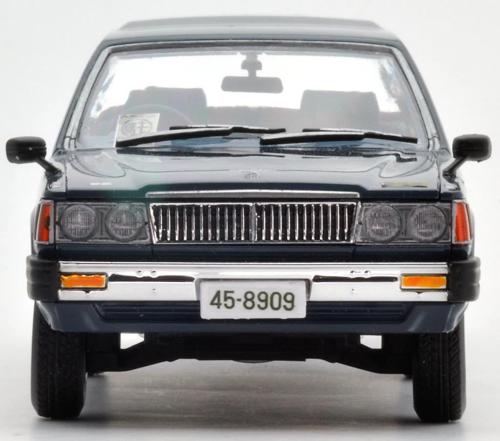 Tomytec MSS Series Nissan Cedric Van Air Force Service Vehicle 1 Plastic Model Kit 1/35 Self-Defense No. MC-006