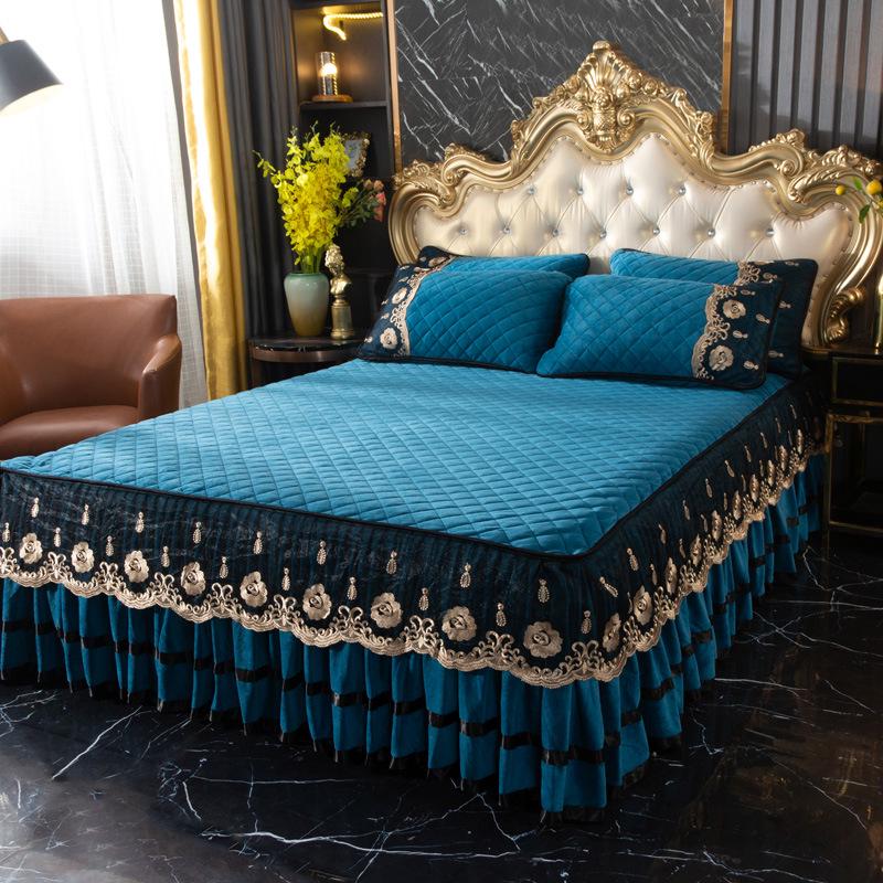 European Crystal Velvet Quilted Bed Skirt - Autumn/Winter Thick Lace Bedspread, Non-slip Flannel, 1.5m/1.8m Bedding Set