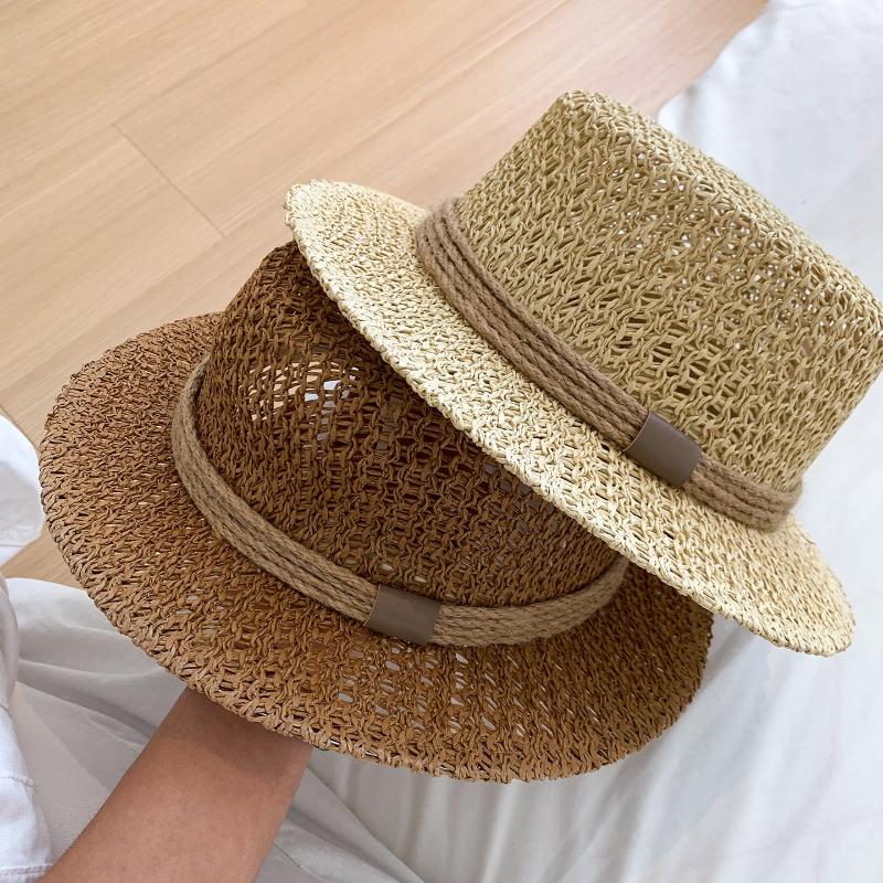 Straw Hat for Women Summer Old Money Style Hollow Woven Fedora Hat Retro French Beach Vacation Sun Hat Outdoor UV Protection