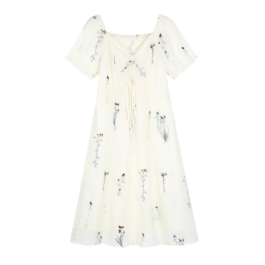Plus Size French Retro Embroidered Lace V-neck Dress for Women - Slimming Waist Style