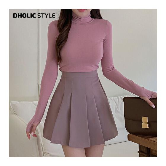 High Neck Slim Thumbhole T-Shirt/p584875 Women s [Tops] Tops Long Sleeve High Neck T-Shirt Thumbhole Tight Slim Fit Feminine Plain Simple Casual