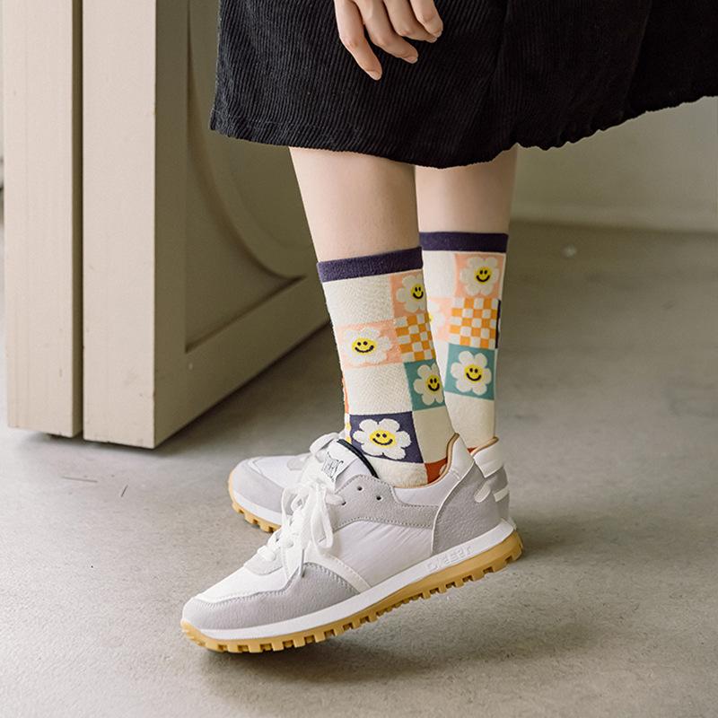 Women's Mid-calf Socks, All-season Styles, Cute, Stacked Socks, Trendy Diamond-shaped, Country-style Cartoon Socks