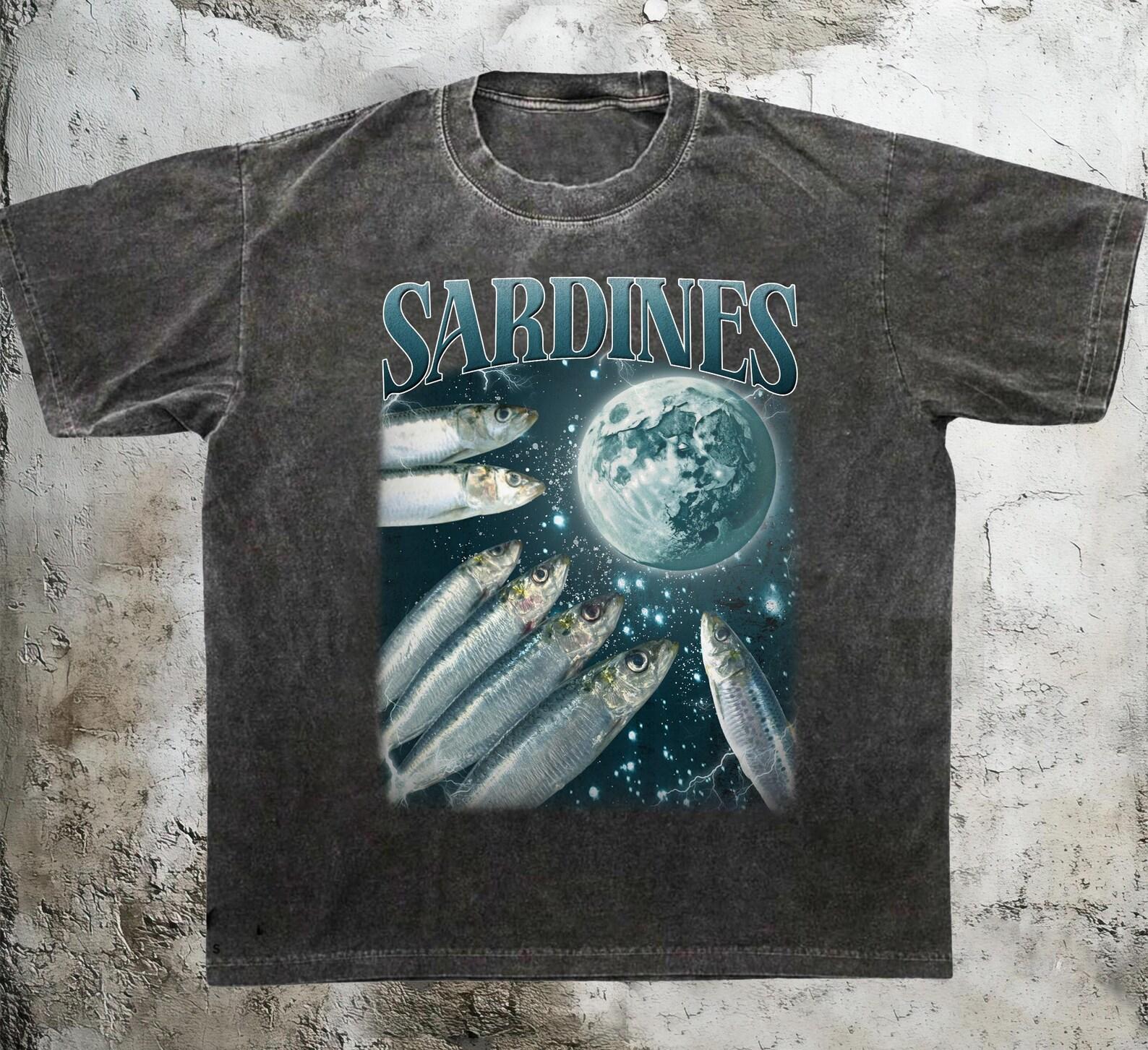 Three Sardines Retro Graphic T-Shirts, Vintage Sardines Moon T-Shirt, Sardine Shirt, Funny Tee 4XL