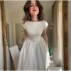 Vestido Midi Adelgazante de Verano 2025 para Mujer Europea y Americana, Cuello Redondo, Sin Mangas
