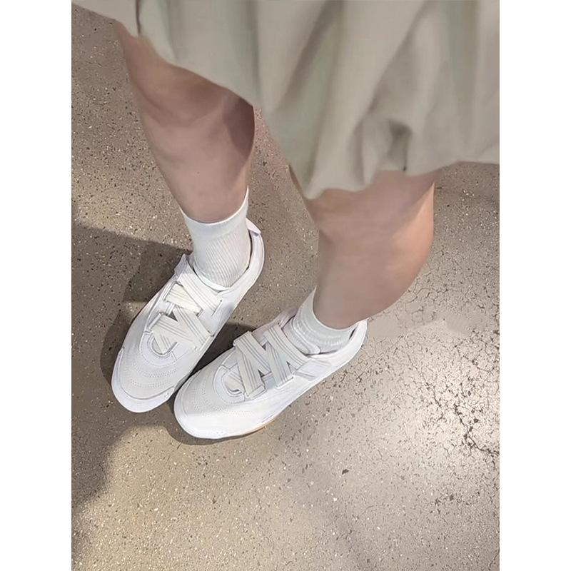 Ballet style Velcro flat-bottomed German training shoes women's 2025 new retro versatile one-word belt casual sports Forrest Gump shoes