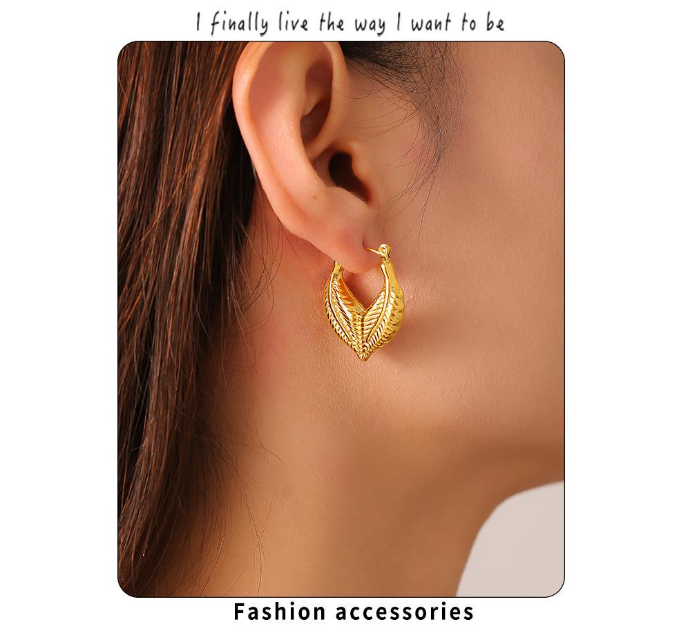 18k Gold PVD Titanium Leaf Patchwork Heart Stud Earrings
