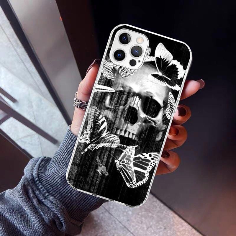 Retro Skull Butterfly Phone Case For iPhone 17 Air 11 13 Mini 14 15 Plus 16 12 Pro Max 16E SE 7 8 Pattern Soft TPU Back Cover  1