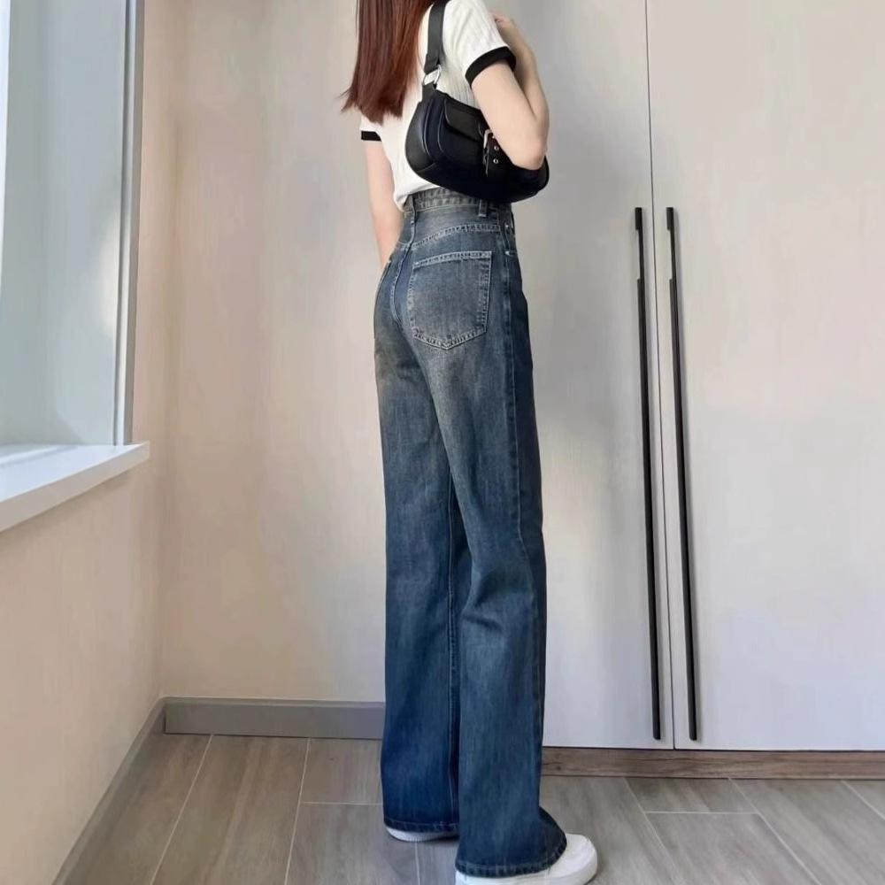 Women's Non-Clingy Fleece-Lined High-Waisted Slimming Flare Jeans for Autumn/Winter - Wide-Leg, Hip-Covering Style.