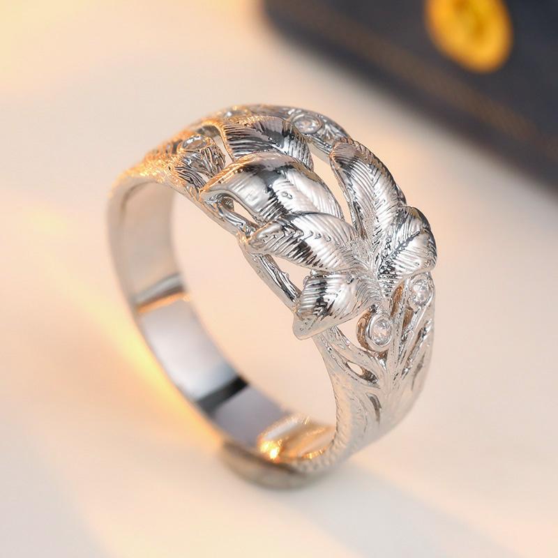 Vintage Inlaid White CZ Flower Women's Ring Minimalist CopperColor Hand Carving Daily Wear Party Jewelry Anniversary Gift