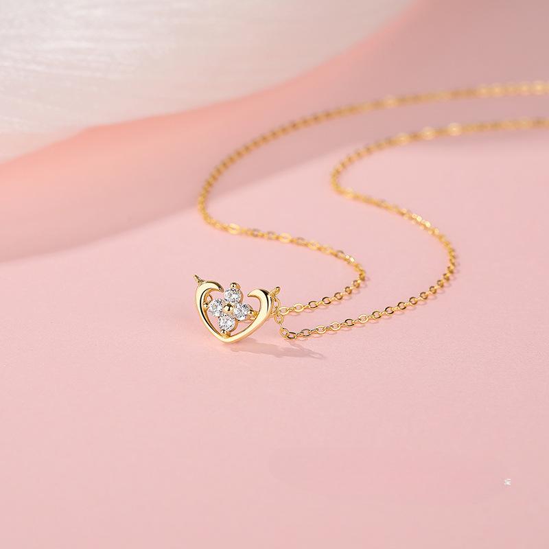 

Маленькое и свежее ожерелье с четырьмя цветками любви для женщин, маленькое и изысканное, новый шейный платок для подружки