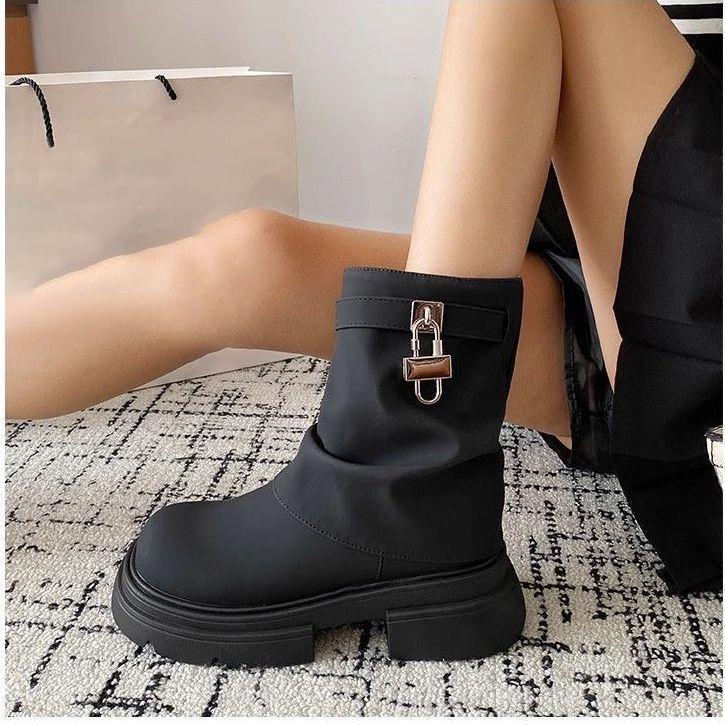 Vintage British Martin boots for women with skirts Versatile casual thick-soled piled boots for women 2025 autumn and winter new models