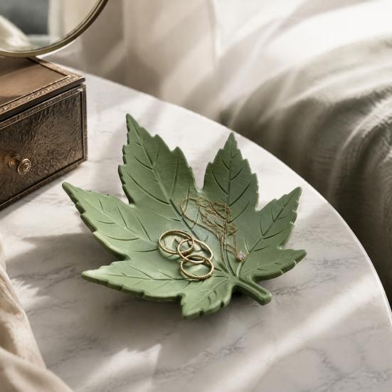 PLA Storage Tray 3D Printed Maple Leaf Trinket Dish, Autumn Fall Key Tray, Jewelry Home Decor for Entryway, Thanksgiving Tabletop Decor, Harvest