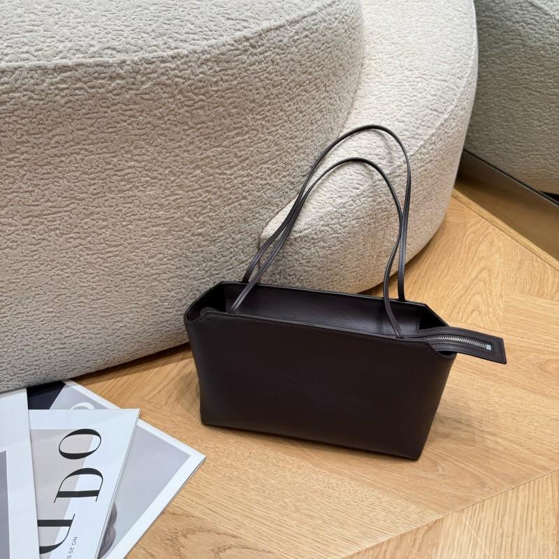 Niche Design Bag Women 2026 New Leather Top-layer Sheepskin Portable Single-shoulder Underarm Commuter Tote