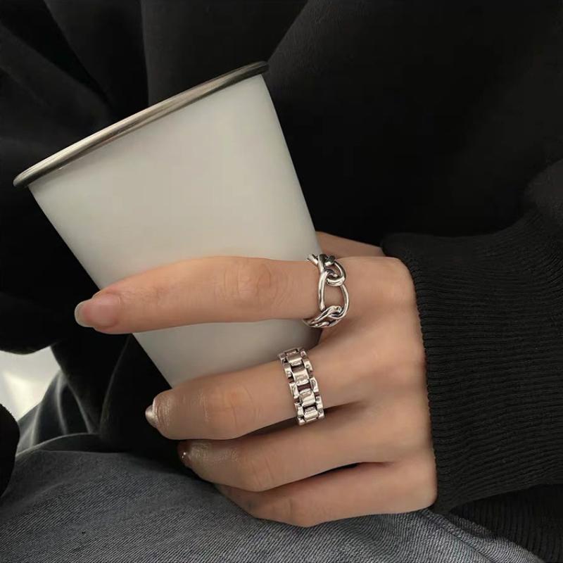 1/2Pcs Cold Style Retro Trend Ring Female Ins Old Watch Strap Simple Opening Personality  Ins Hollow