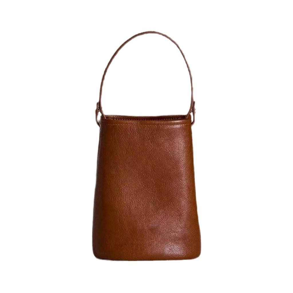 Niche retro bucket bag 2024 autumn and winter new Korean version commuter bag versatile shoulder women's bag crossbody bag