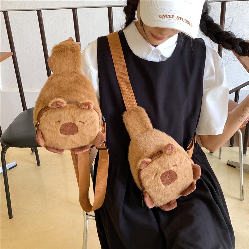 Borsa a Spalla Peluche Capibara Kawaii Giornaliera All-in-one Custodia Cartone Animato Carino Morbida Marsupio Petto ll Borsa per Telefono Regali Invernali per Studente
