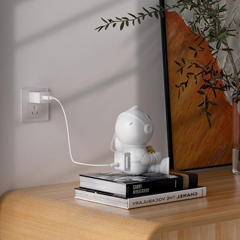 Astronauta lampa projektora gwiaździste niebo astronauta projekcja lampka nocna nastrojowe oświetlenie do dekoracji sypialni prezenty dla dzieci