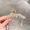 Women's Fashion Hair Clip Pearl Fan Tassel Back of Head Butterfly Clips Fashion Hair Accessories for Women Creative Jewelry Gift