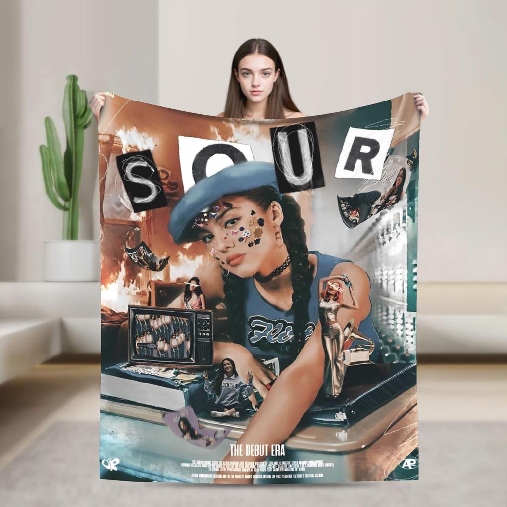 Warm Blanket Camping  Throw Blanket  Flannel Bedspread For Couch Chair Sofa Bed O-Oli-via Vampire  Funny Sofa Bed Cover