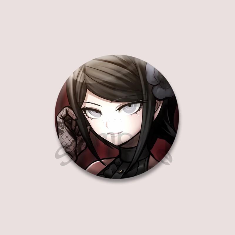 Anime Spiel Danganronpa Anstecknadeln Schwarzer Bär Kyoko Kirigiri Cartoon Cosplay Abzeichen Runde Brosche für Rucksack Tasche Zubehör Geschenk