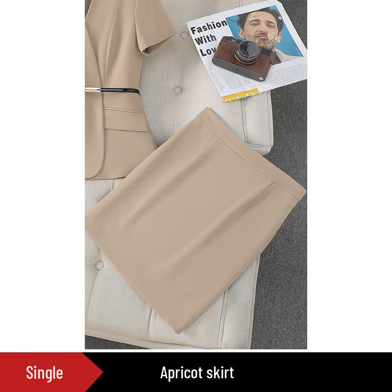 Women's Professional Goddess Style Suit: Fashionable Formal Workwear for Office and Business