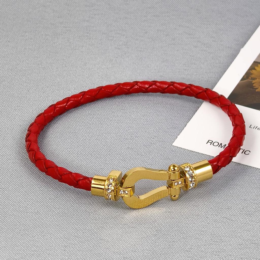 2026 Red Rope U-shaped Fred Micro-inlaid Half-brick Leather Rope Horse Buckle Hoof Non-fading Bracelet