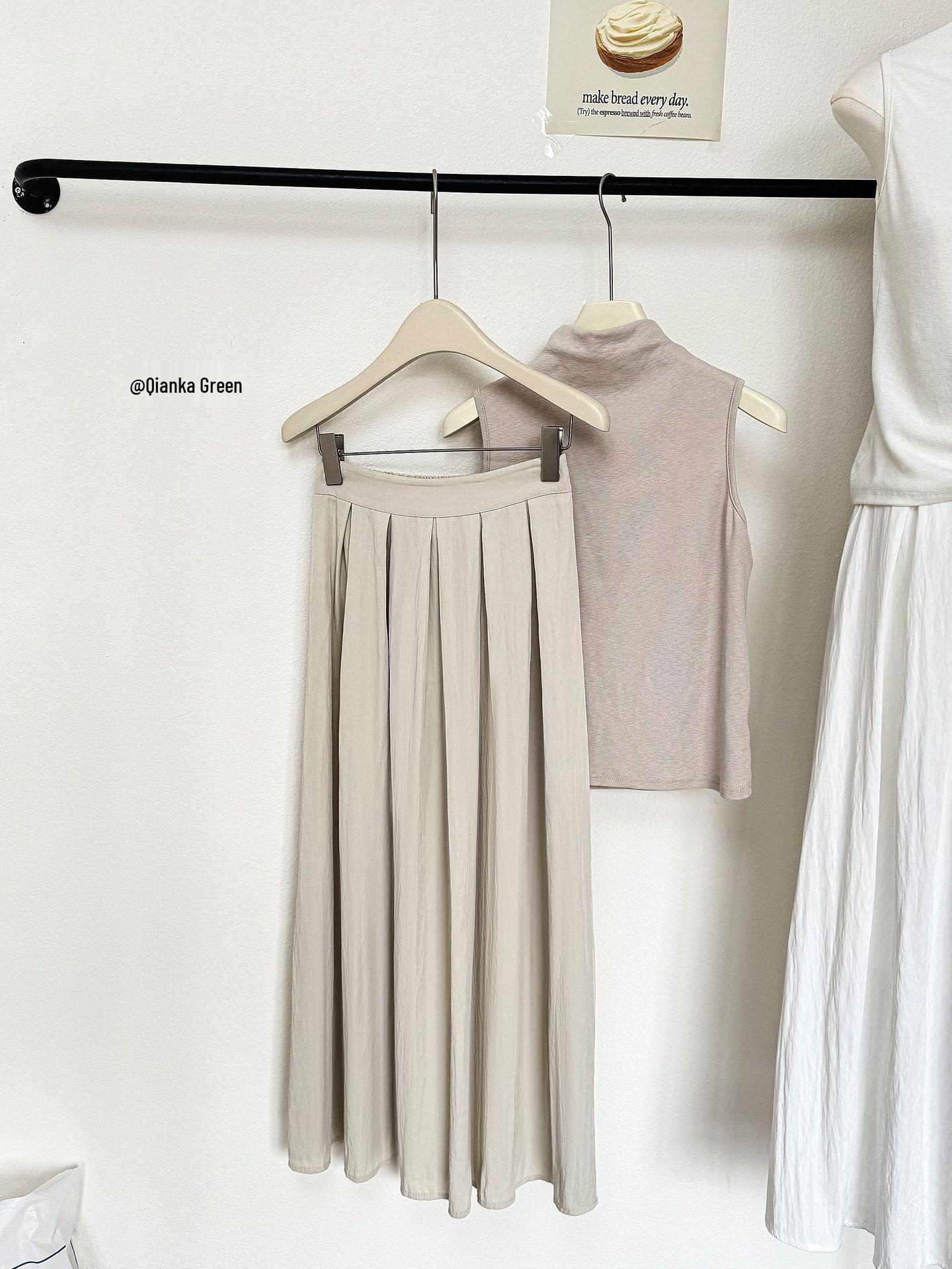 Elegant Mid-Length A-Line Pleated Skirt with Draped Texture One Size