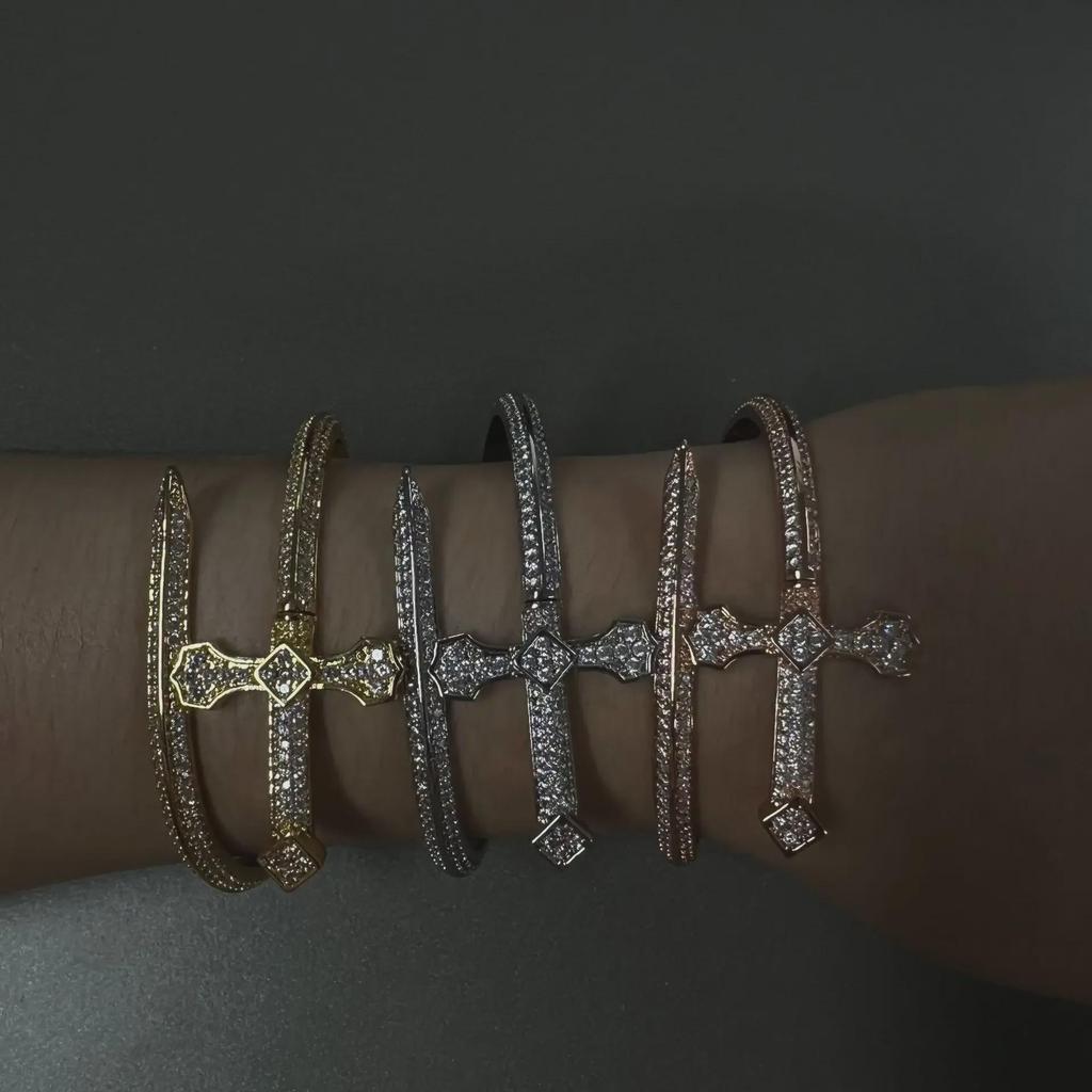 Trendiges europäisches und amerikanisches Zirkon-Armband mit Schwert der Gerechtigkeit