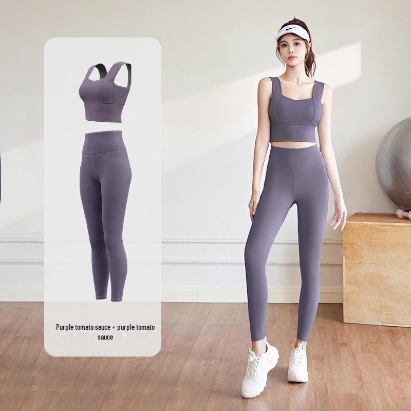 "Juyitang Peach Yoga Set: Shockproof Medium Support for Indoor Running & Fitness"