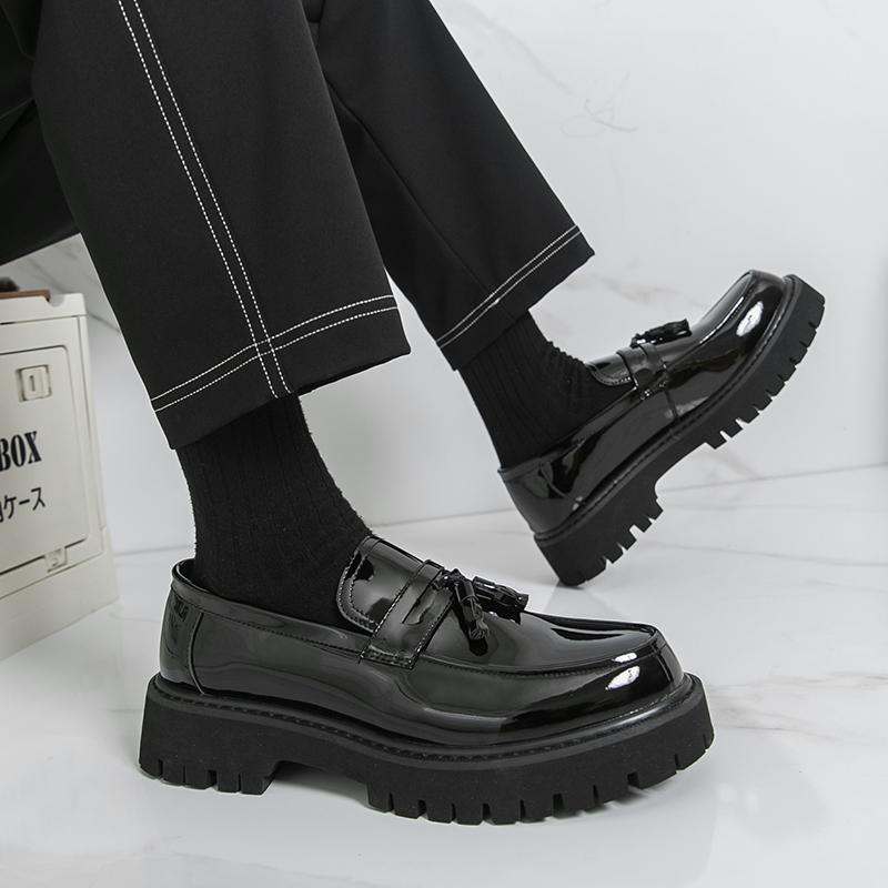Korean Style Black and White Color Blocking Surface Thick Bottom Tassels Casual Slip on Non-slip Fashionable Men's Loafer Shoes