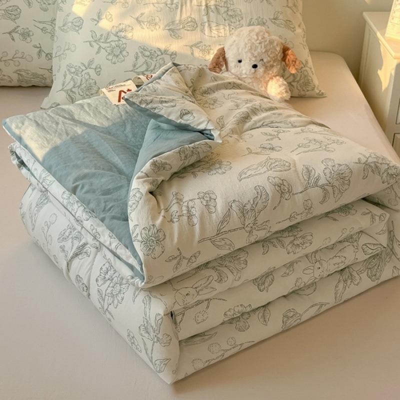 Ultra-Soft Summer Quilt for Mother and Baby - Light, Breathable Cotton for Comfort