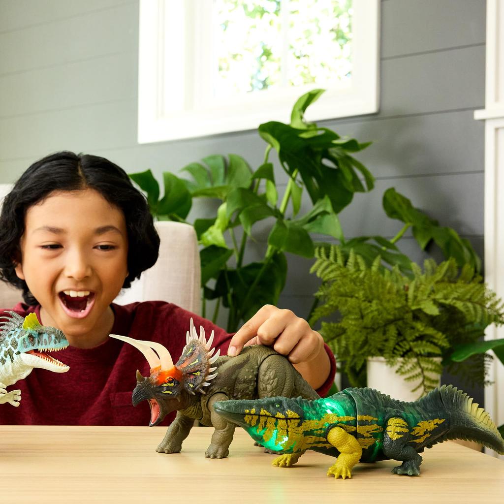 Mattel Jurassic World and Roaring Stomatosuchus Dinosaur Figure for Kids 37cm in Length Ages 4 and Up Green JKL82 Light-Up - Approx. - - -