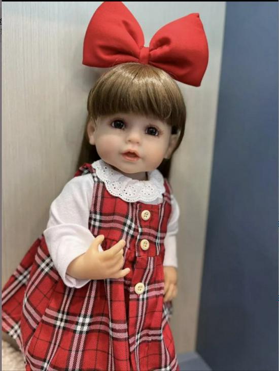 55cm Realistic Full Silicone Reborn Doll Betty