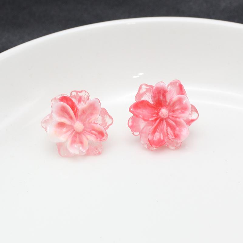

7 Colors Luminous Resin Big Five Petal Gardenia Stud Earring for Women Personality Creative Simple Wedding Zircon Girl Gift