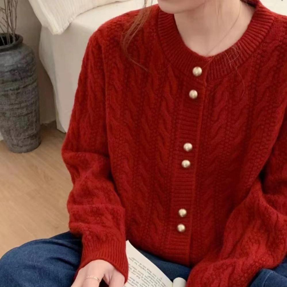 Lockere Damenstrickjacke mit Doppelknopfverschluss, Zopfmuster und Rundhalsausschnitt für Herbst und Winter