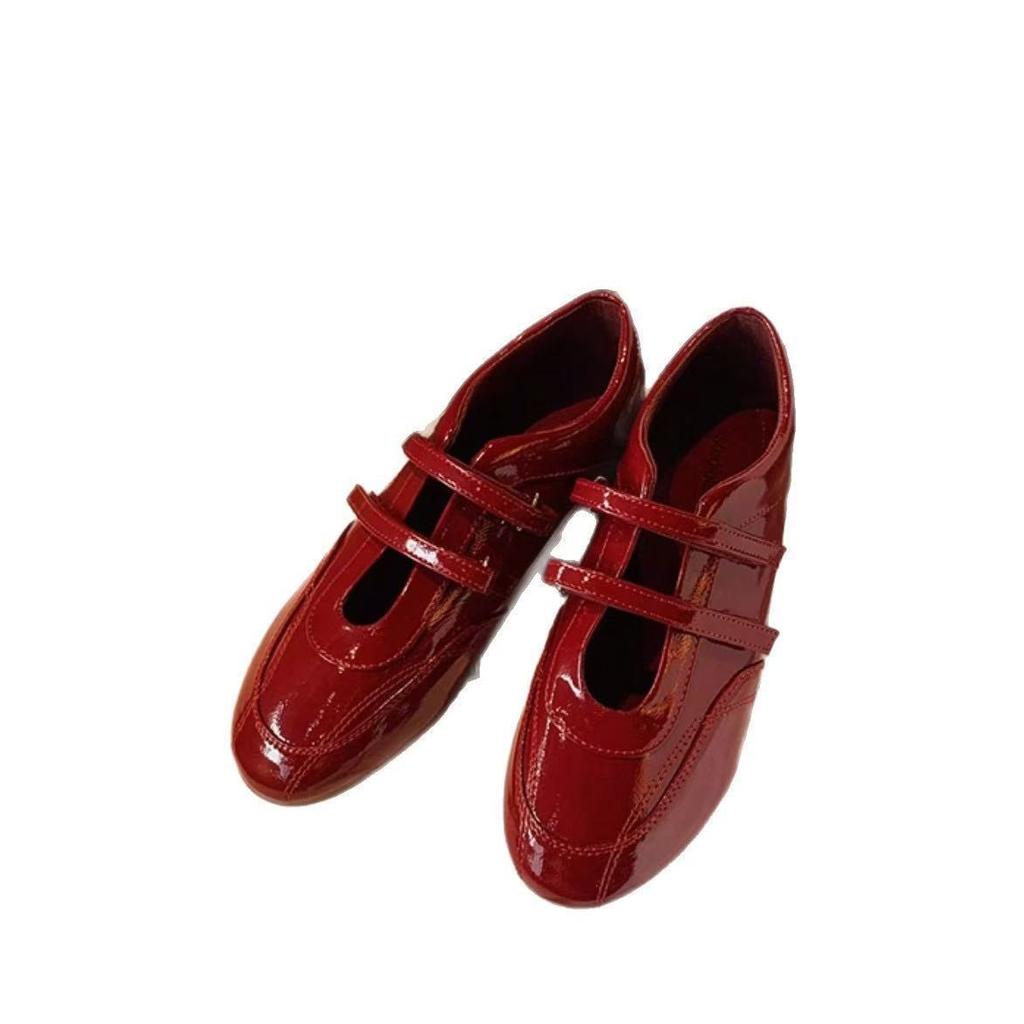 ~ Ballet style retro flat-bottomed double Velcro round head lazy casual shoes