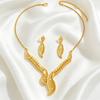 Dubai Middle East Bridal Necklace Earrings Hollow Carved Exquisite Pattern Jewelry Jewelry Suitable for Women Wedding Banquet