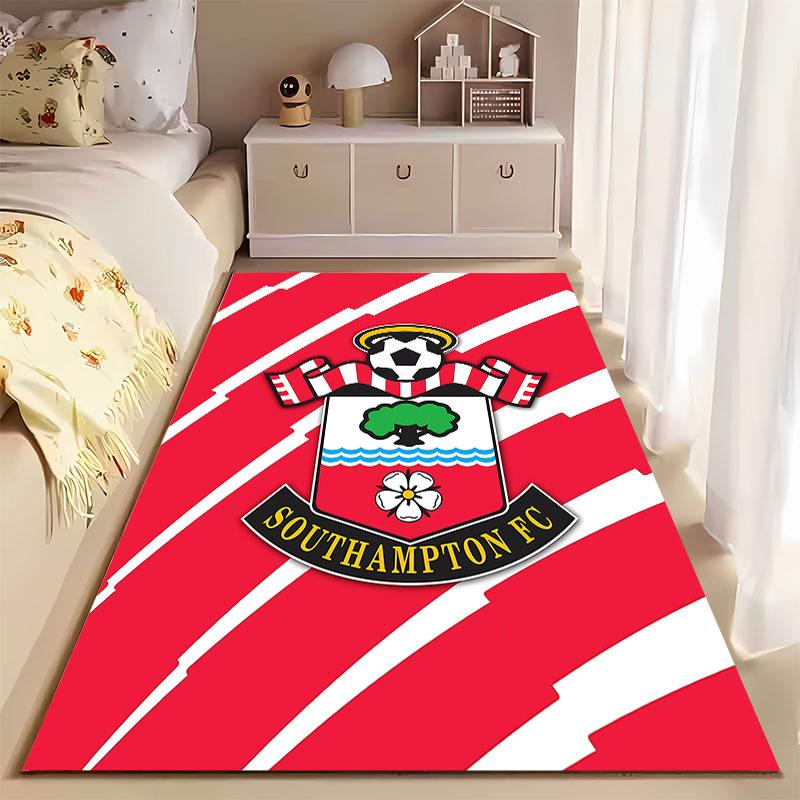 Southampton FC logotipas kilimas, tinkamas kaip neslystanti kilimėlis svetainei ar miegamojo sofai
