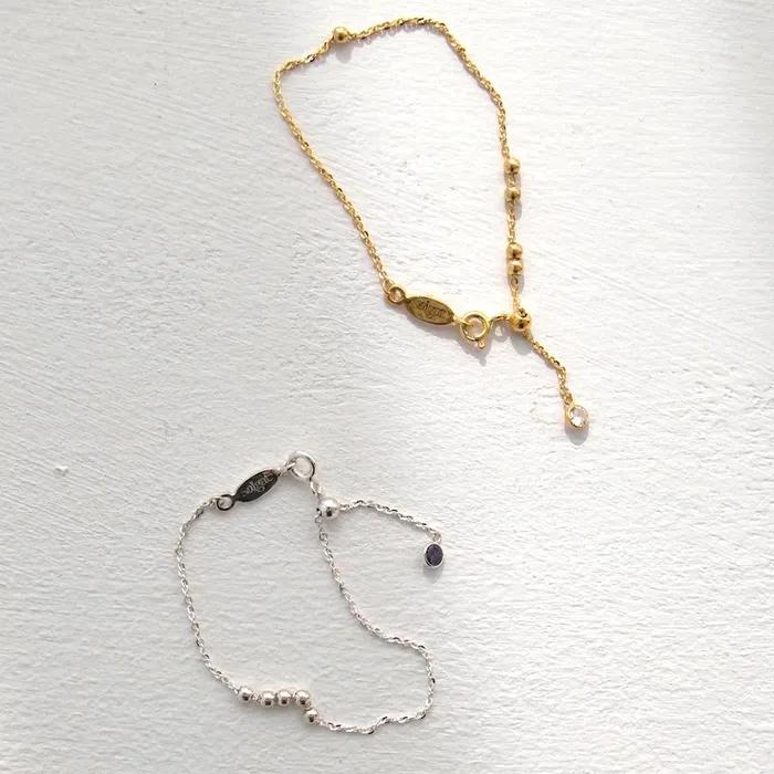 Petit ball bracelet