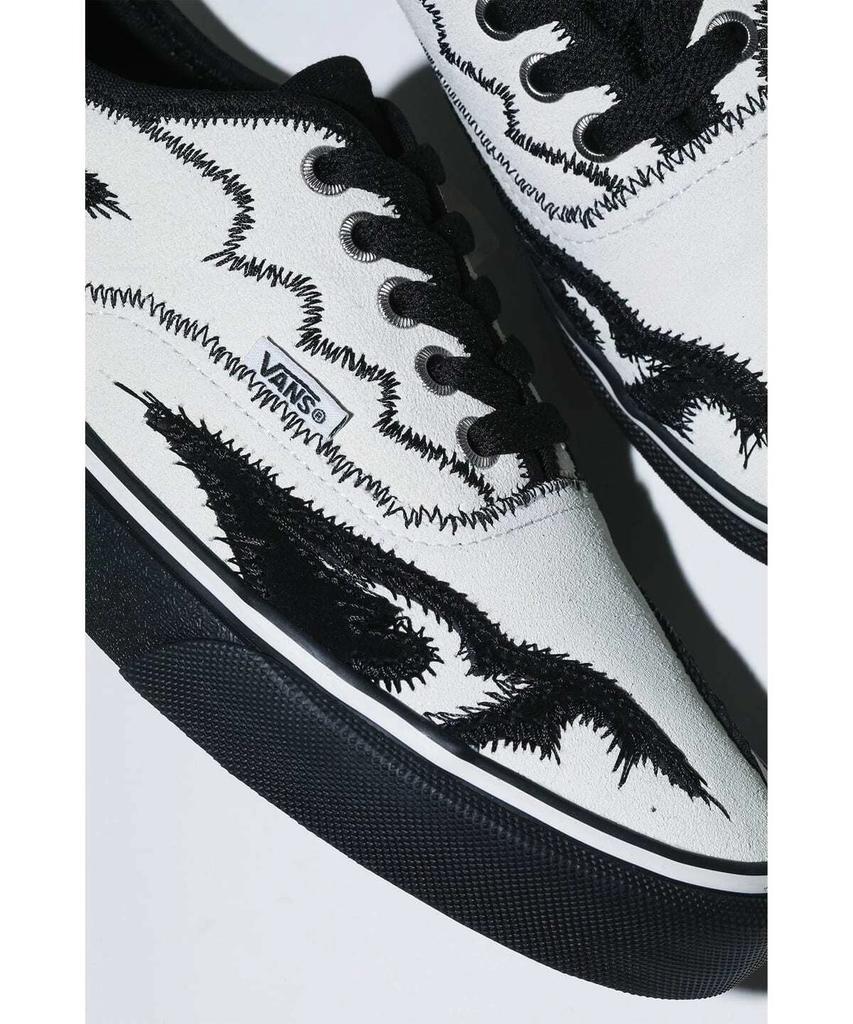 TC32-AJ520 TOGA × Vans Authentic White Black (with Socks Pair Set)