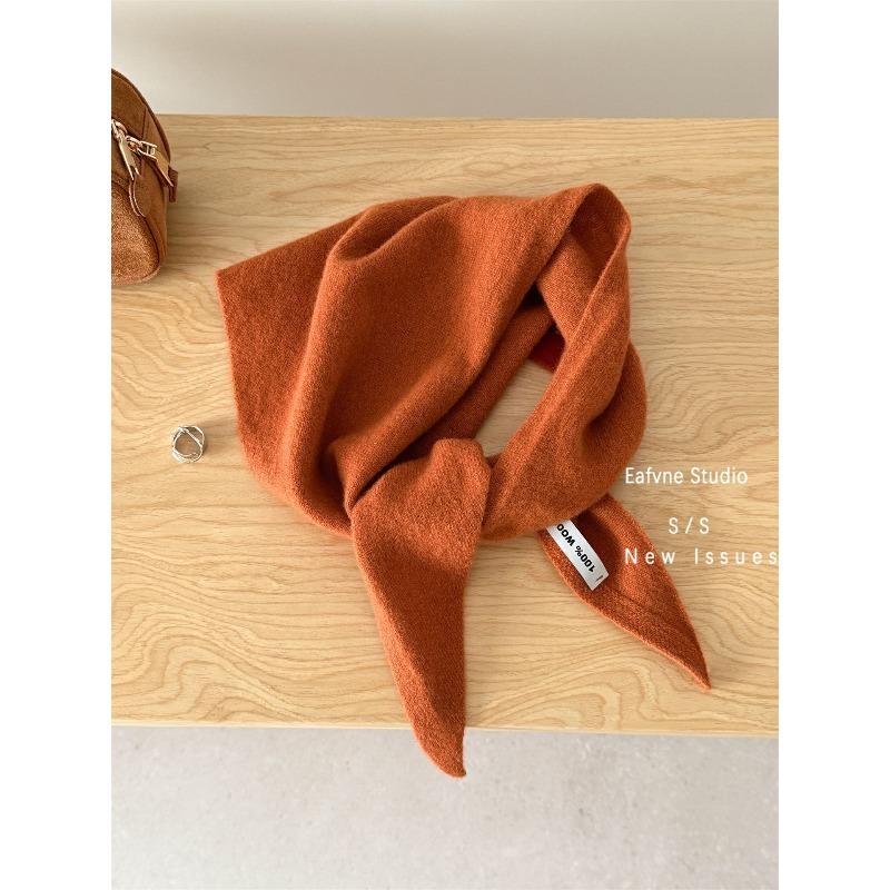 All Wool Knitted Triangular Scarf A Solid Color Versatile Shawl for Autumn and Winter  A Warm Shoulder Shield