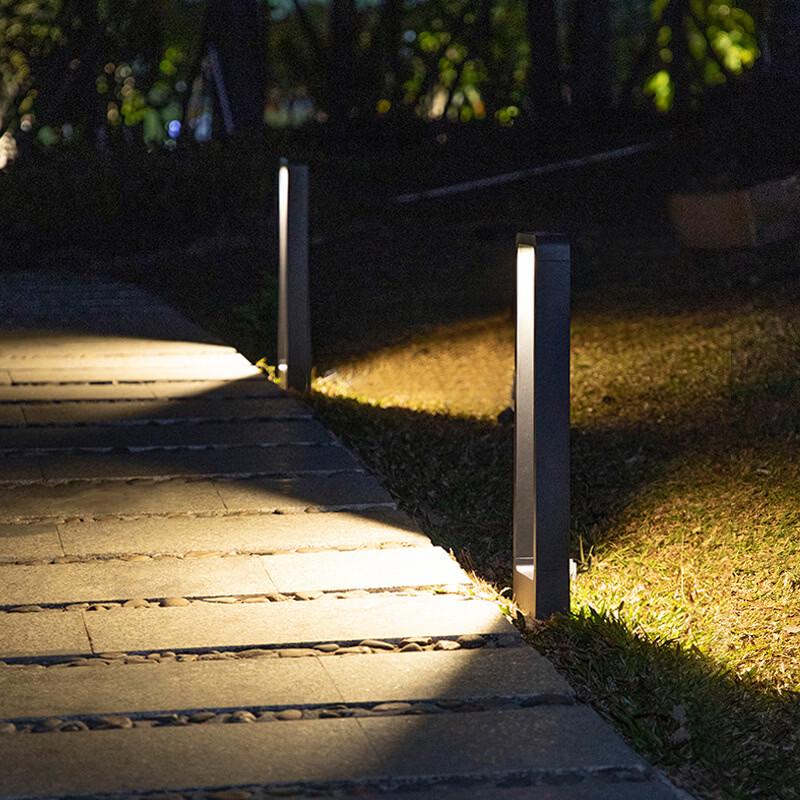 Modern LED Lawn Light