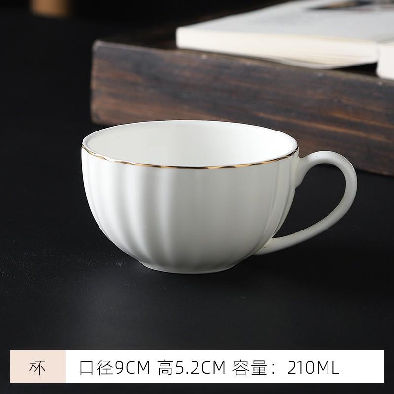 Caneca Porcelana de Osso borda dourada conjunto de xícaras de café luxo flor cerâmica xícara e pires inglês negócios Hotel utensílios de café americanos caneca
