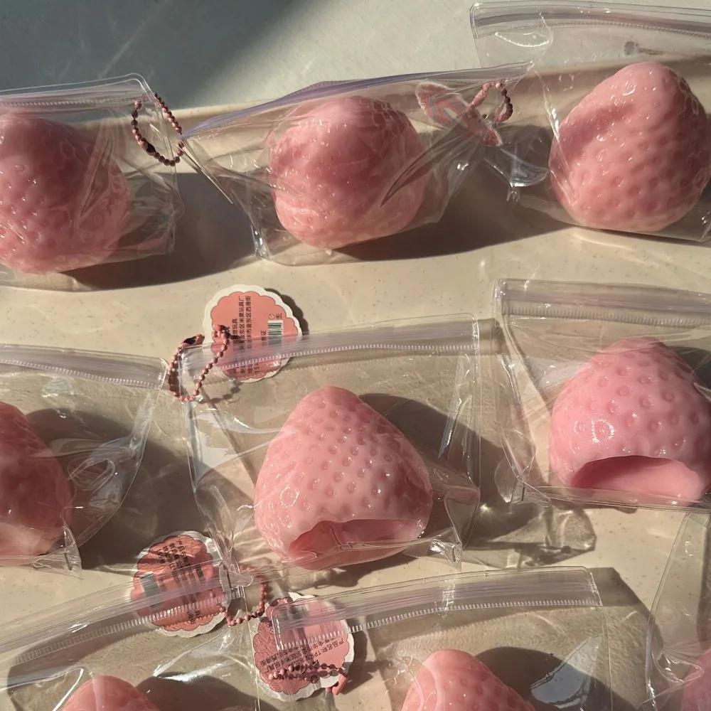 Jordbær Taba Squishy Fidget Leke - Sakte Gjenopprettende Stressavlastningsleke for Barn, Voksne, Kontor og Festgaver - Klemgave