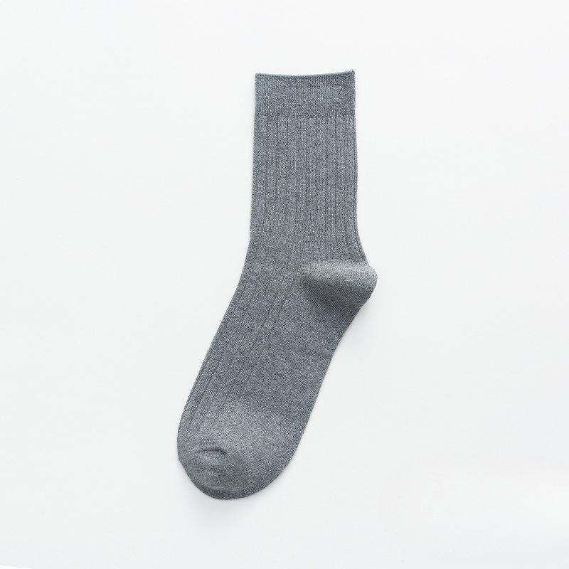 

Мужские весенне-осенние модные новые дезодорирующие барабанные спортивные хлопковые носки 1 pair серый