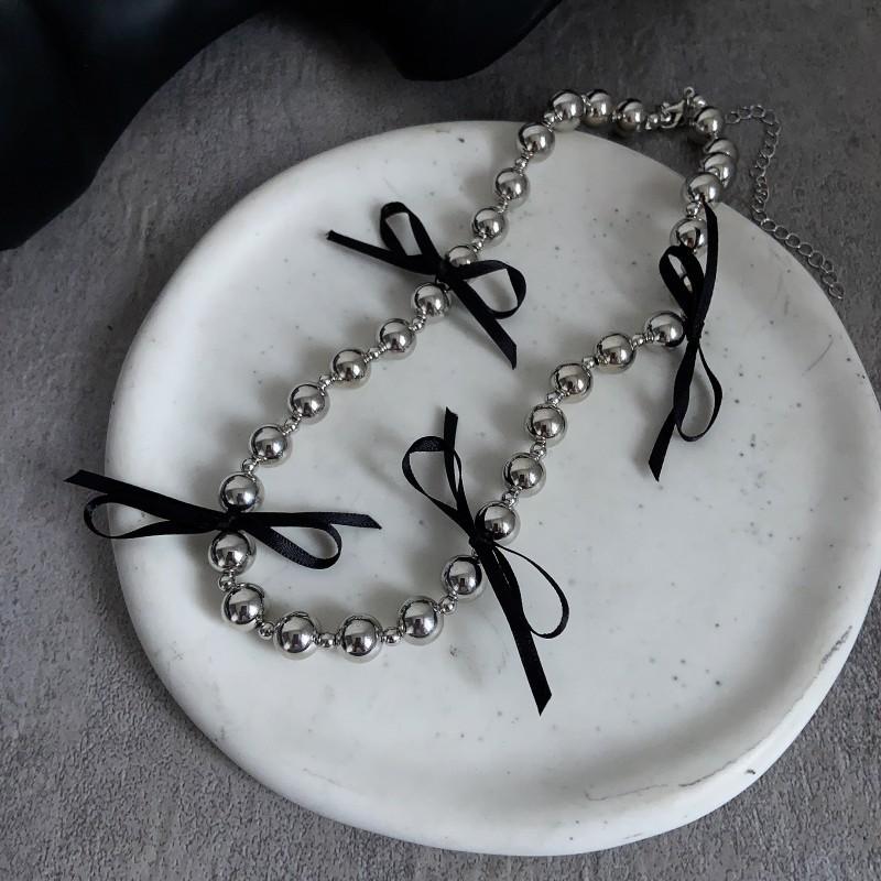 Niche light luxury pearl necklace earrings ins sweet cool style black ribbon bow pearl collarbone chain bracelet