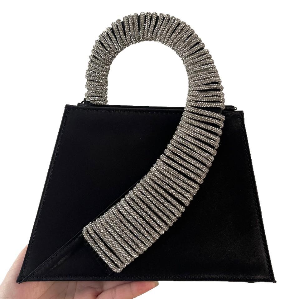 New women's bag bring diamond-encrusted French fairy bag super flash rhinestone trapezoidal bag shoulder messenger handbag
