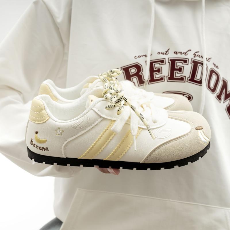 Uformelle flate sko Koreansk stil Mote Damesko Allsidige fritidssko Nisjedesign Hvite sko