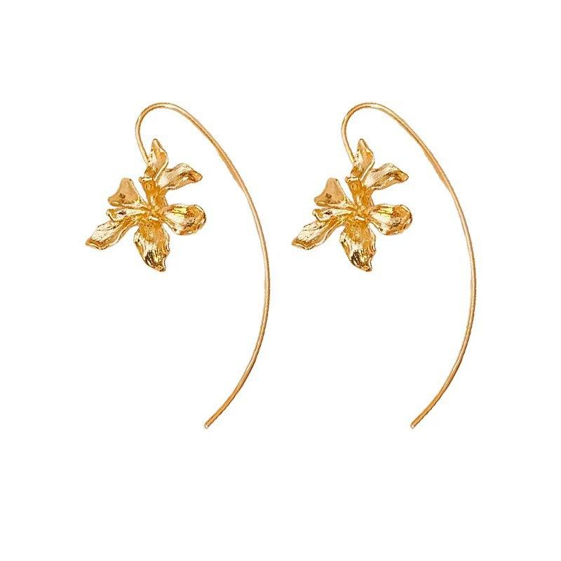 Light Luxury Three-Dimensional Iris Flower Earrings Women'S Simple Cold Wind Exquisite Elegant Ear Hook Cold Artistic Sense Creative Earrings